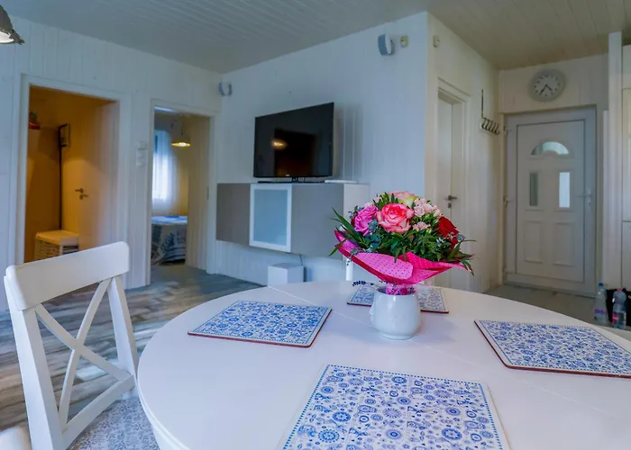 Balaton Row House Tihany